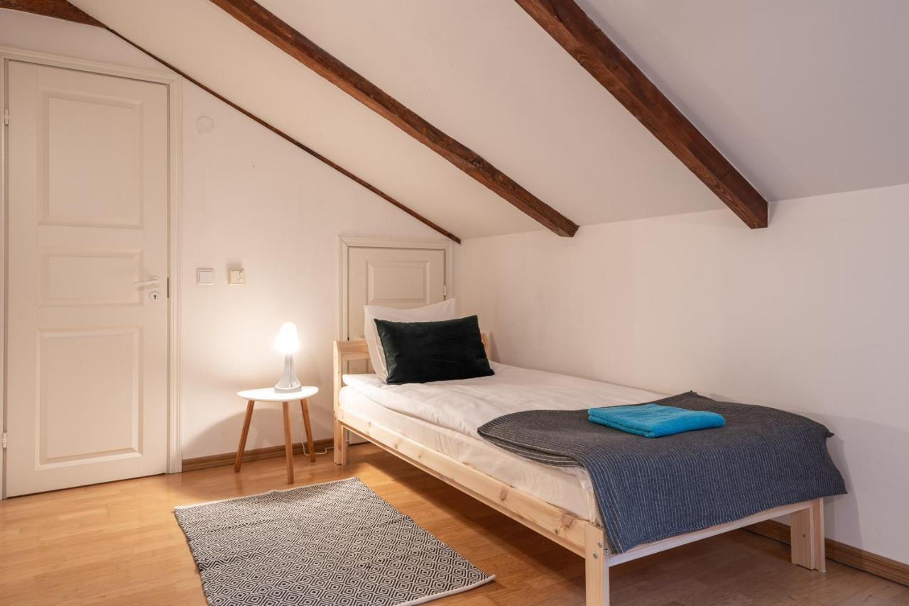 Old Town - Vana Viru Apartment Tallin Zewnętrze zdjęcie
